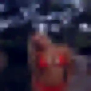 Découvre Yasmine, 23 ans à Rosbruck en privé