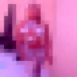 Contacte Eliane, 24 ans à Roumare en privé