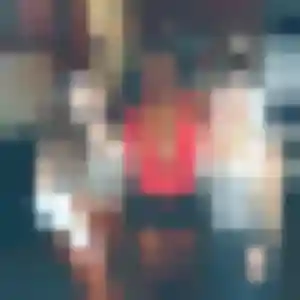 Samantha, femme de 28 ans propose plan cul à Roussillon