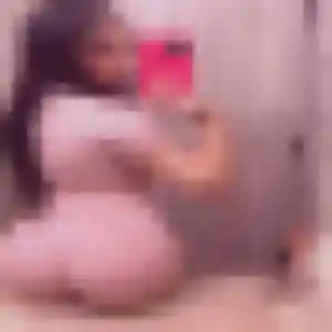 Hyacinthe, femme de 25 ans propose plan cul à Ruaudin
