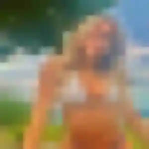 Belle Chloe, 42 ans à Saint-Amans-des-Cots - la contacter