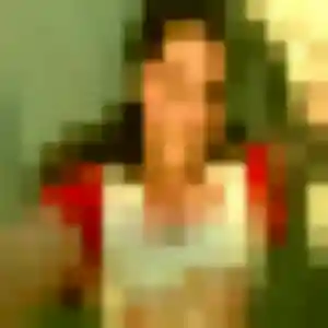 Rejoins Dana, 30 ans à Saint-André-le-Gaz en privé