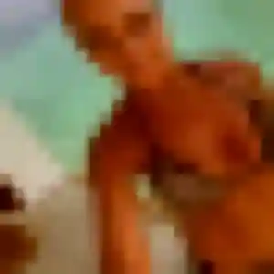 Photo sexy de Albane, 41 ans à Saint-Aubin-Celloville - plan discret
