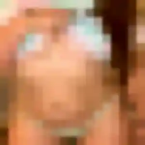 Noemie, 29 ans, connectée à Saint-Aubin-sur-Quillebeuf pour une rencontre coquine