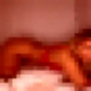Imane, 43 ans, connectée à Saint-Babel pour une rencontre coquine