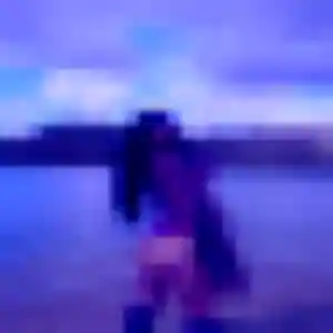 Contacte Delphine, 31 ans à Saint-Beauzély en privé