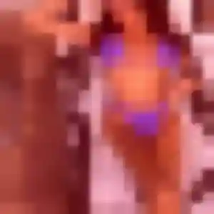 Malika de Saint-Bonnet-près-Riom, 23 ans - plan cul sans lendemain