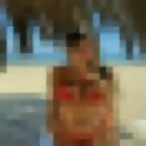 Photo de Agnes à Saint-Bris-le-Vineux (38 ans) - plan cul discret