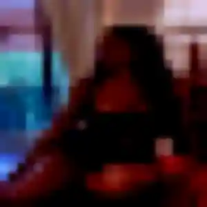 Delia, 28 ans, en ligne à Saint-Bris-le-Vineux pour une rencontre coquine