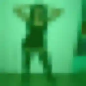 Caroline, 41 ans, en ligne à Saint-Claude-de-Diray pour un plan cul