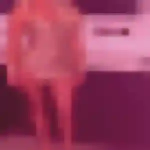 Découvre Lilou, 23 ans à Saint-Cyr-du-Doret en privé