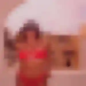 Ariane, femme de 29 ans propose plan cul à Saint-Denis-d'Anjou