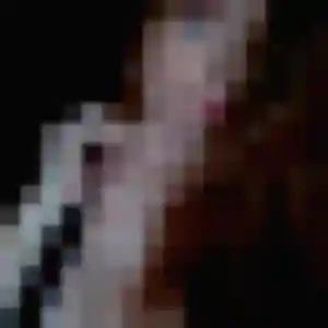 Lucie, 30 ans, connectée à Saint-Denis-sur-Coise pour un plan cul