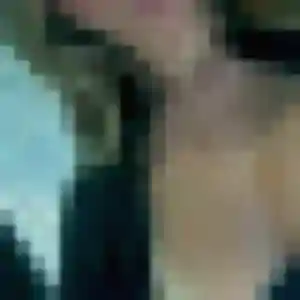 Leontine, 23 ans, en ligne à Saint-Désirat pour un plan cul