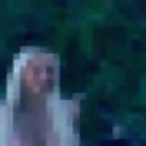 Jeanne, 22 ans, connectée à Saint-Étienne-d'Orthe pour un plan cul