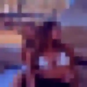 Marie-Claire, 29 ans, disponible à Saint-Galmier pour un plan cul