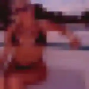 Yasmina, femme de 32 ans cherche plan cul à Saint-Genès-de-Fronsac