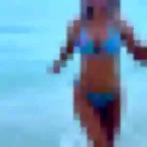 Sarah de Saint-Georges-de-Pointindoux, 23 ans - plan cul discret