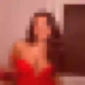 Photo exclusive de Ursula, 32 ans à Saint-Georges-de-Pointindoux - rencontre sans lendemain