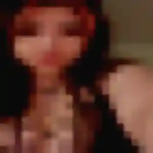Elena, 36 ans, cherche un plan cul à Saint-Germain-au-Mont-d'Or