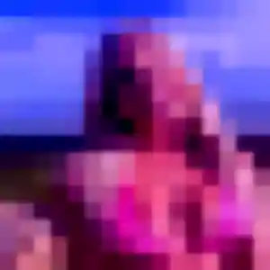 Amel, 22 ans, connectée à Saint-Germain-du-Corbéis pour une rencontre coquine