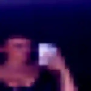 Francine (32 ans) à Saint-Germain-Lespinasse attend un plan cul aujourd'hui