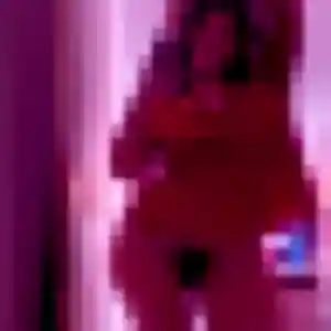 plan cul à Saint-Germain-sur-Ille : photo de Priscilla, 38 ans - accès libre