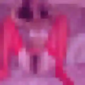 Rencontre Justine, 25 ans à Saint-Gervais-en-Belin en privé