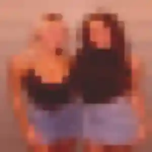 Naomi, 23 ans, connectée à Saint-Gilles pour une rencontre coquine