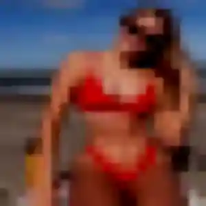Dina, femme de 32 ans cherche plan cul à Saint-Hilaire-de-Brens
