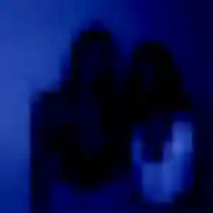 Rencontre Salome, 36 ans à Saint-Hilaire-des-Loges en privé