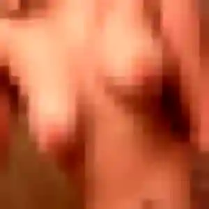 Photo de Capucine à Saint-Ismier (26 ans) - plan cul gratuit