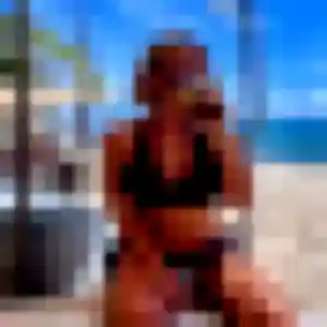 Christine, femme de 29 ans propose plan cul à Saint-Jacques-de-Néhou