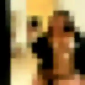 Rencontre Siham, 37 ans à Saint-Jacques-de-Néhou en privé