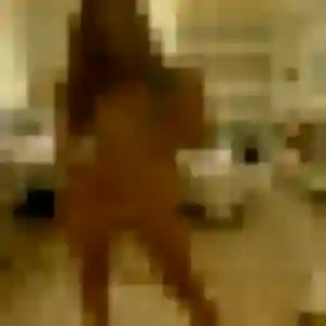 Photo de Pierrette à Saint-Jean-de-Marsacq (26 ans) - plan cul anonyme