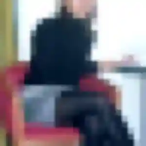 Blandine, 34 ans, connectée à Saint-Jeoire-Prieuré pour un plan cul