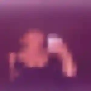 Louna, 25 ans, connectée à Saint-Josse pour une rencontre coquine