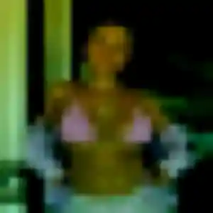 Profil de Corinne à Saint-Julien-Beychevelle (32 ans) - plan cul gratuit