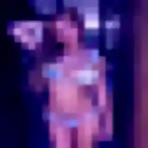 Fiona, 33 ans, en ligne à Saint-Julien-sur-Sarthe pour un plan cul