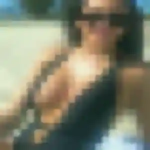 Charmante Cecile, 22 ans à Saint-Just - la contacter