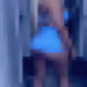 Rejoins Cindy, 24 ans à Saint-Just-d'Avray en privé