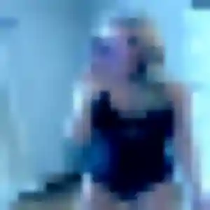 Charmante Sibylle, 26 ans à Saint-Laurent-d'Andenay - découvrir son profil