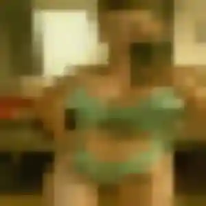 Isabella (43 ans) à Saint-Laurent-d'Olt cherche un plan cul maintenant