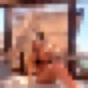 Kim, 26 ans, en ligne à Saint-Loup-de-Naud pour une rencontre coquine