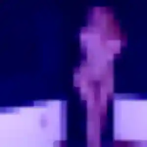 Photo sexy de Sofia, 25 ans à Saint-Marc-Jaumegarde - plan discret