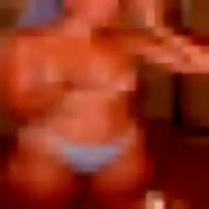 Flavie, femme de 38 ans cherche plan cul à Saint-Mariens