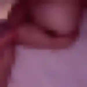 Photo privée de Paloma, 39 ans à Saint-Martin-de-Londres - rencontre sans lendemain