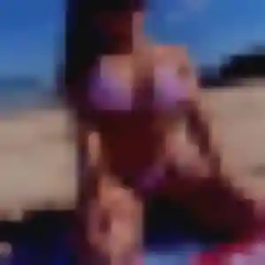 Charmante Olivia, 23 ans à Saint-Martin-Lalande - la contacter