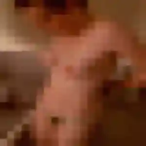plan cul à Saint-Martin-Osmonville : photo de Agathe, 45 ans - sans engagement