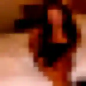 Contacte Fabienne, 22 ans à Saint-Maurice-Colombier en privé